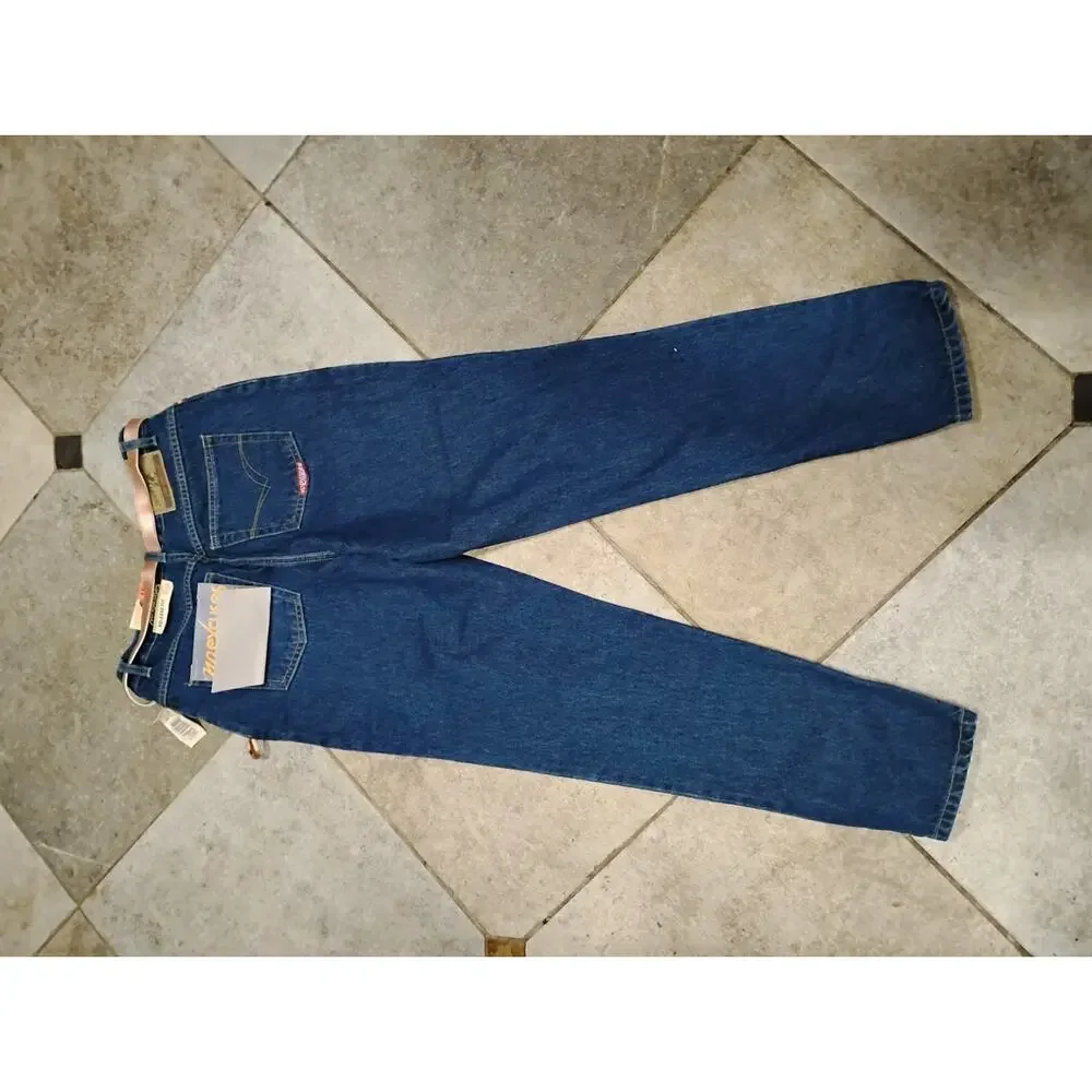 High-Rise Women’s Jeans in Dark Blue - Picture 7 of 7
